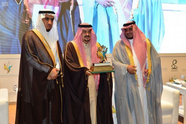 أمير منطقة عسير : الأوامر الملكية شاهدة على مسيرة التحديث والتطوير واختيار الكفاءات لخدمة الوطن