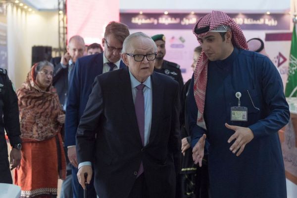 أمير منطقة الرياض يرعى ملتقى جائزة الريادة للباحثات في العلوم الصحية بجامعة الأميرة نورة