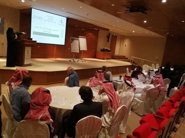 أمين العاصمة المقدسة يلتقي مسؤلي وقيادي الأمانة