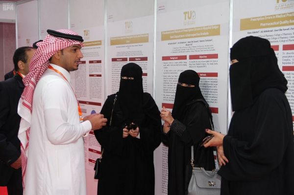 شرطة منطقة حائل تلقي القبض على مواطن قام بنشر مقاطع تحمل إيحاءات شاذة