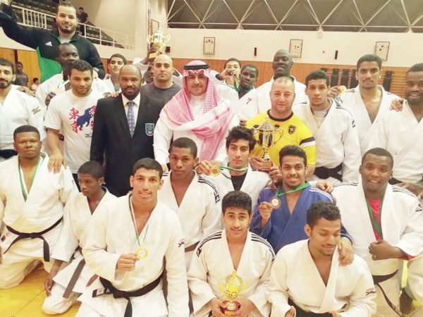 بلجون يفتتح معرض اليوم العالمي للكلى لعام ٢٠١٨ بمركز الخياط الخيري