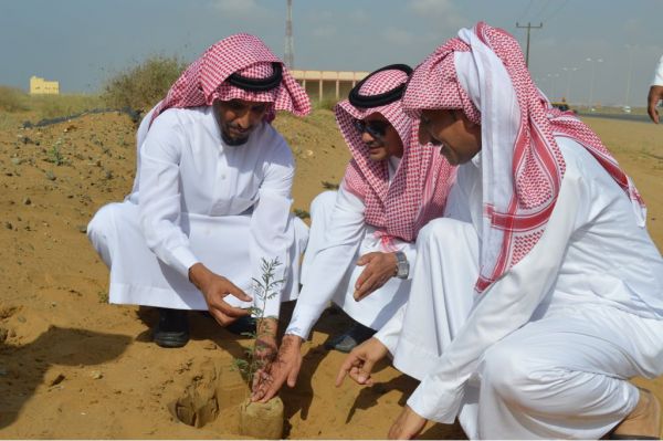 الشيبان يفتتح برنامج القوات المسلحة للوقاية من تعاطي المخدرات