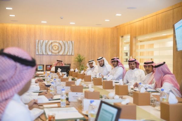 السعودية للكهرباء تُطلق مبادرة تيسير لإيصال الخدمة الكهربائية للمنشآت التجارية خلال 9 أيام