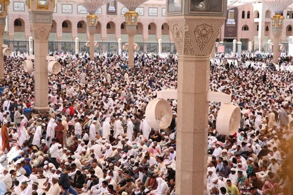 السديس يستقبل أمير منطقة المدينة المنورة