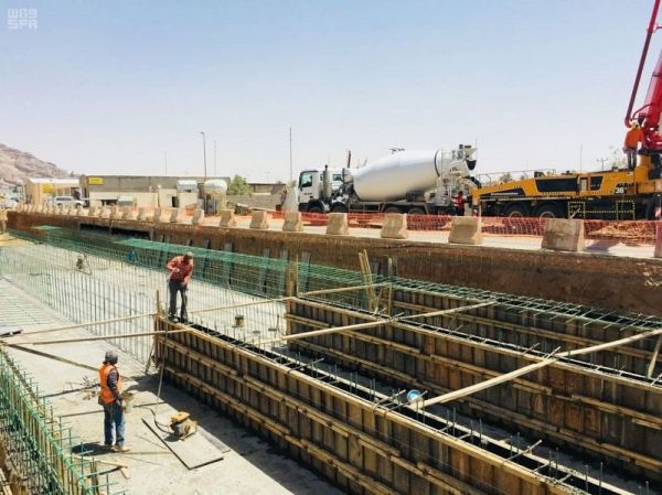 الرياعي يقدم دورة في عقود النشر للمؤلفين الجدد