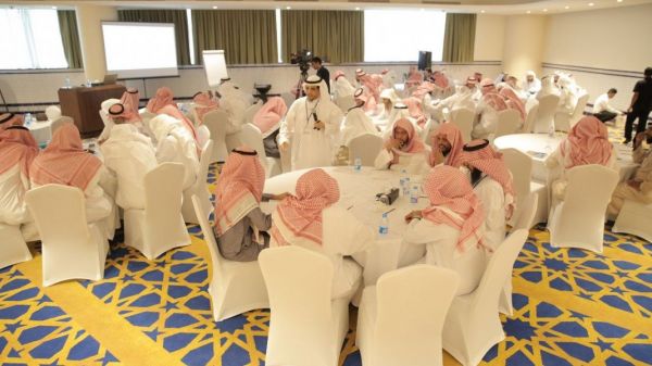 وزير الداخلية يزور مجمع الإنتربول العالمي للابتكار في سنغافورة
