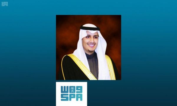 نائب أمير منطقة الرياض يقدم العزاء في وفاة الشيخ مشرف بن مطلق