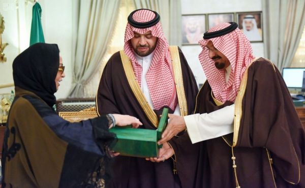 أمير الباحة يدشن نظام الرصد الآلي للإشارات الضوئية المرورية