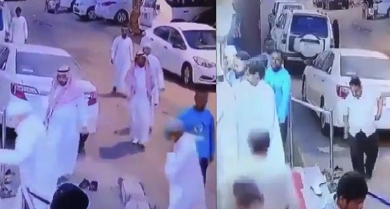 خادم الحرمين يعزي الرئيس المصري في ضحايا التفجير الذي وقع في مدينة الإسكندرية