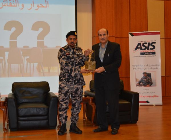 سمو نائب أمير الرياض يرعى حفل تخريج الدفعة السابعة بجامعة اليمامة