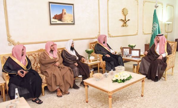 برعاية وزير الصحة تحت شعار اعرف حقوقك منتدى الطب والقانون
