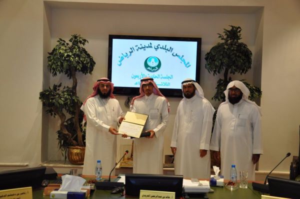 ميليشيا الحوثية تطلق المجرمين والقتلة المحكوم عليهم بالإعدام مقابل القتال معهم