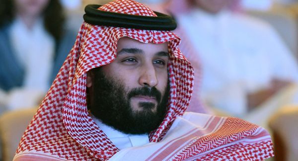 كليات عنيزة تفعل يوم اليتيم بالترفية