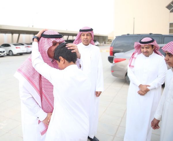 البيئة : تحظر مؤقتاً استيراد الطيور الحية من هولندا بسبب إنفلونزا الطيور