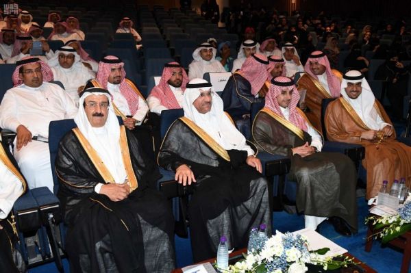 نائب أمير المنطقة الشرقية يدشن مشروع الوقف الثالث للمكتب التعاوني بالمنطقة
