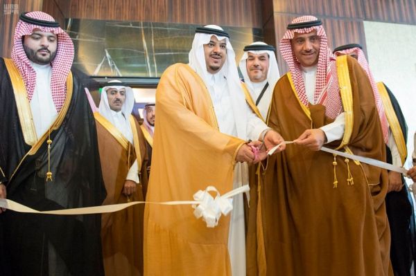 رئيس هيئة الأركان العامة يتفقد سير أعمال تمرين درع الخليج المشترك 1