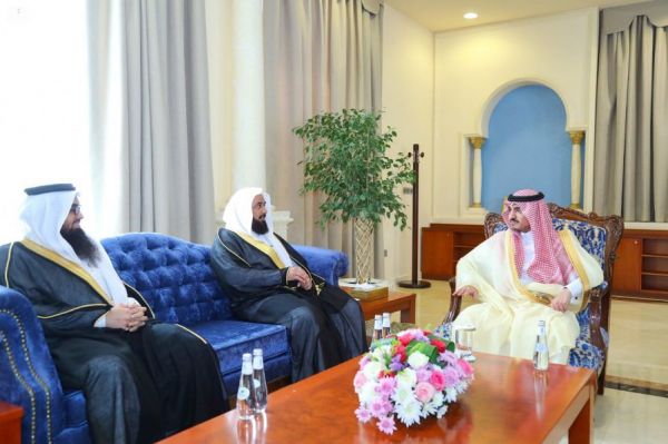 الدكتور عبدالله الربيعة يدشن مساعدات التمور المقدمة من المملكة ل 30 دولة حول العالم للعام 2018