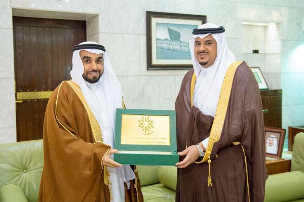 الأمير فيصل بن بندر يرأس اجتماع مجلس إدارة مؤسسة الرياض الخيرية للعلوم