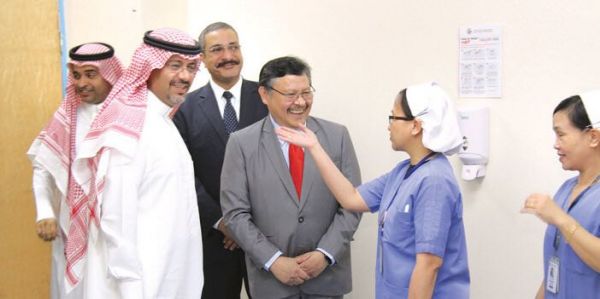 أمير منطقة الريـاض يرعى حفل الخريج والوظيفة الثاني والعشرين بمعهد الإدارة العامة