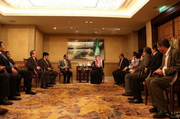 ولي العهد والرئيس الفرنسي يعقدان مؤتمراً صحفياً مشتركاًً