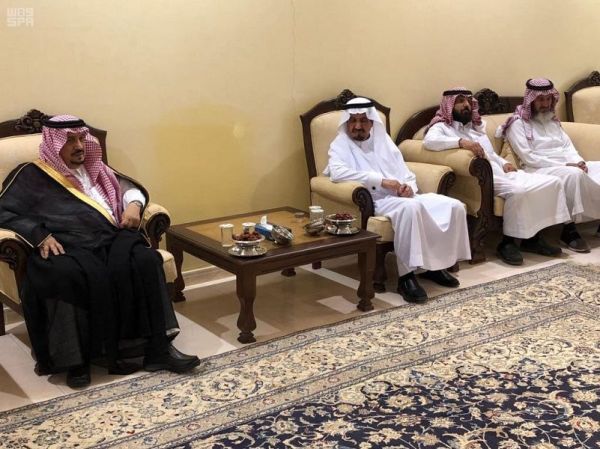 وزير الخارجية يلتقي كبار المحررين في وسائل إعلام فرنسية