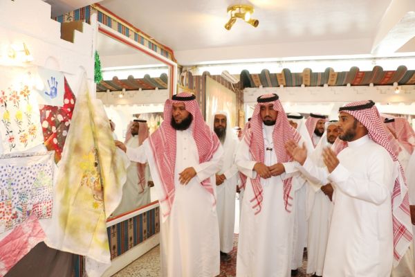 مدير جامعة أم القرى يستقبل رئيس نادي الوحدة
