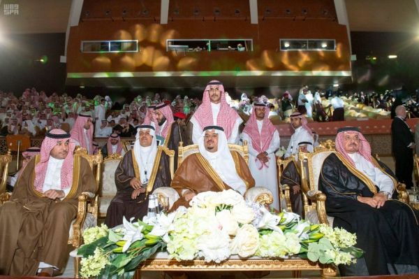 أمير منطقة الرياض يرعى حفل تخريج طلاب كلية الغد الدولية للعلوم الطبية التطبيقية