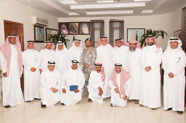 أمير الرياض يلتقي قيادات قطاع خدمات المياه ويطلع على مشاريع المنطقة
