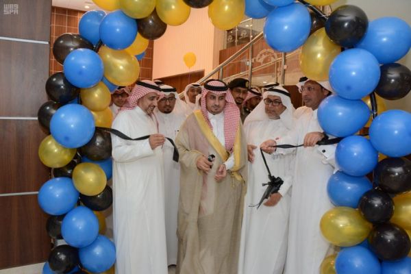نائب أمير منطقة مكة المكرمة ينقل تعازي القيادة لذوي الشهيد الزبيدي