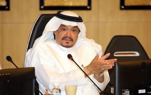 محافظ صامطة يناقش مع مسؤولي المحافظة نسبة الإنجاز لعدد من المشروعات