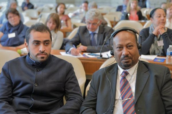 أدبي أبها يستكمل مشروع المسرح والمرافق العامة للنادي
