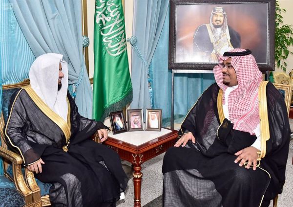 مركز الملك سلمان للإغاثة يوزع السلال الرمضانية للاجئين السوريين في بيروت