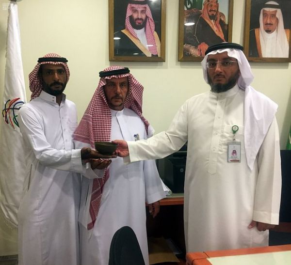مركز الملك سلمان للإغاثة يوزع 950 سلة غذائية رمضانية في محافظة بربرة في صوماليا لاند