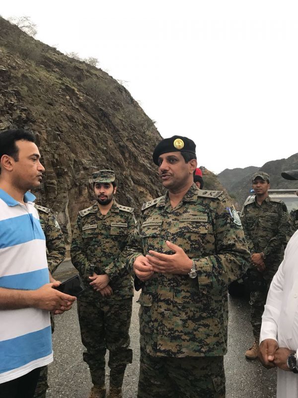 شرطة الرياض تقبض على عصابة قامت بالإحتيال على أحد المواطنين