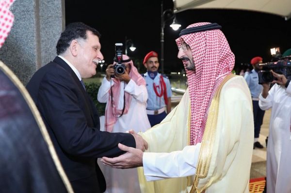 الأمير مشعل بن ماجد يُطلق حملة (تراحم) في محافظة جدة