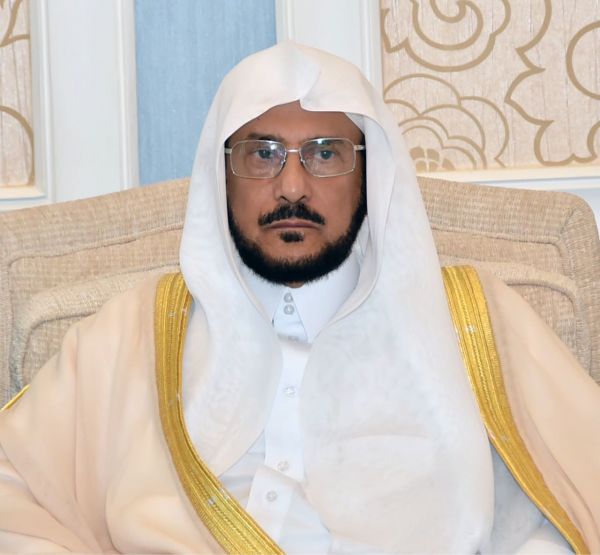 القبض على تشكيل عصابي مكون من 7 مقيمين بتهمة السرقات والسطو