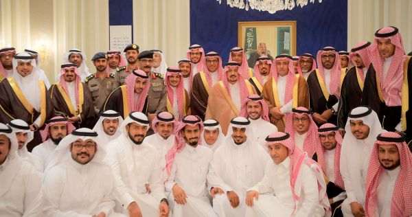 أمانة الرياض تسلم الجمعيات الخيرية 67 طن من مصادرات الباعة