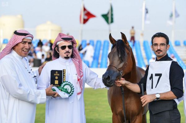 اللجنة الأمنية العليا بوزارتي الداخلية بالمملكة والكويت تعقد اجتماعها الأول