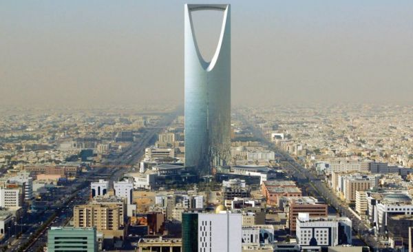 فريق مركز الملك سلمان للإغاثة يتفقد البرامج الإنسانية التي ينفذها في مخيمات اللاجئين الروهينجا في بنجلاديش
