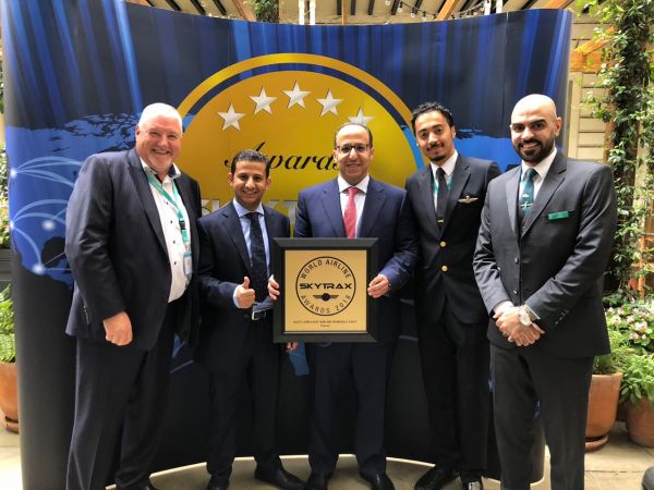 هيئة الهلال الأحمر السعودي تزور دار المسنين بالرياض ضمن برنامج معكم