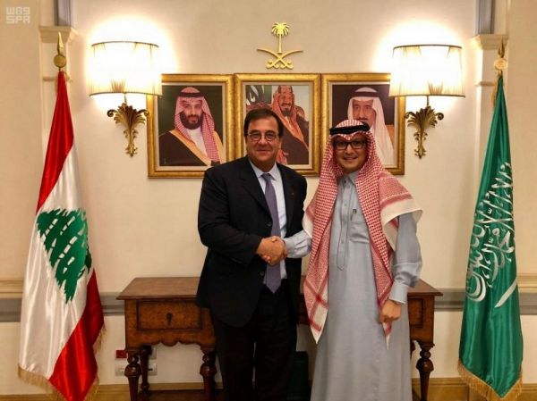 أمير القصيم يتفقد مهرجان فلايح عنيزة ويضع حجر الأساس لمشروع تطوير الفلايح