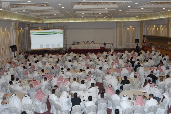 الشيخ السديس يلتقي المدير التنفيذي لجائزة الأمير نايف العالمية