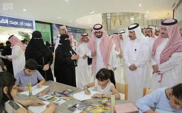 أمير الجوف يضع حجر الأساس لمشروع حديقة مركز الملك عبدالله الثقافي بسكاكا