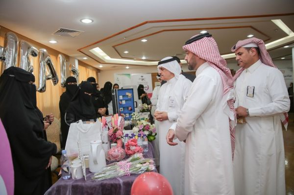 البقمي يجتمع مع مسؤولي الإتصالات السعودية بحائل