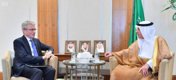 أمير منطقة عسير يلتقي أصحاب المعالي والفضيلة ومديري الإدارات الحكومية