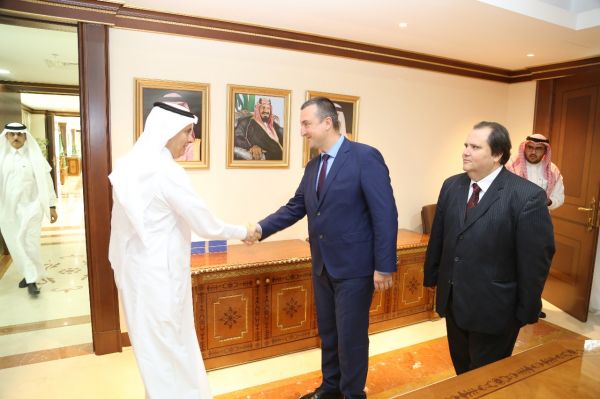 أمير منطقة مكة المكرمة يستقبل وزير الخارجية