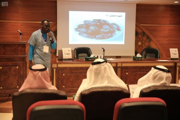 خادم الحرمين الشريفين يعزي الرئيس الإندونيسي في ضحايا الزلزال