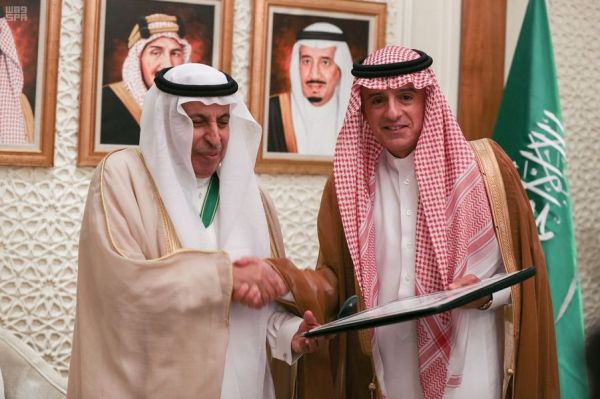 استشهاد مقيم وإصابة 11مدنياً إثر تناثر شظايا صاروخ باليستي دمره الدفاع الجوي في جازان
