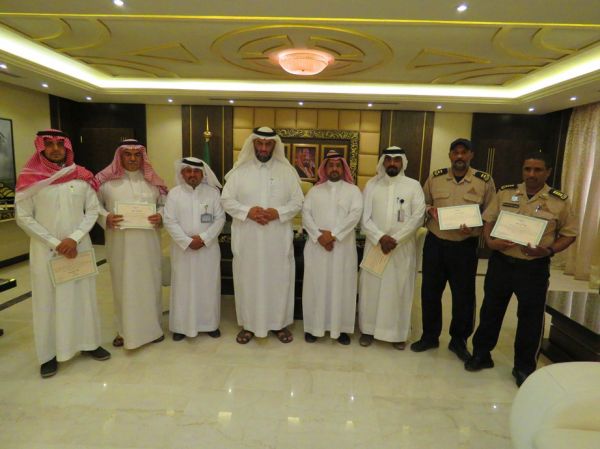 الطويرقي يتفقد محطات قطار المشاعر المقدسة