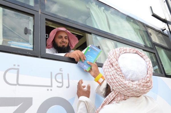 أكثر من 125 طبيباً بيطرياً وباحثاً للتأكد من سلامة الواردات الحيوانية والنباتية